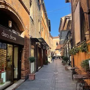 Cairoli , Rávena Italia